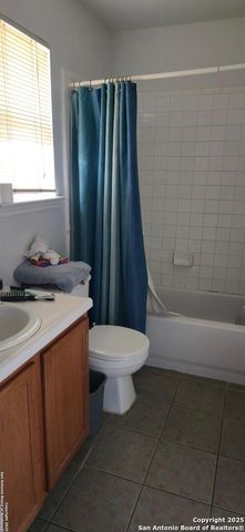 335 Silver Bit, San Antonio, TX 78227