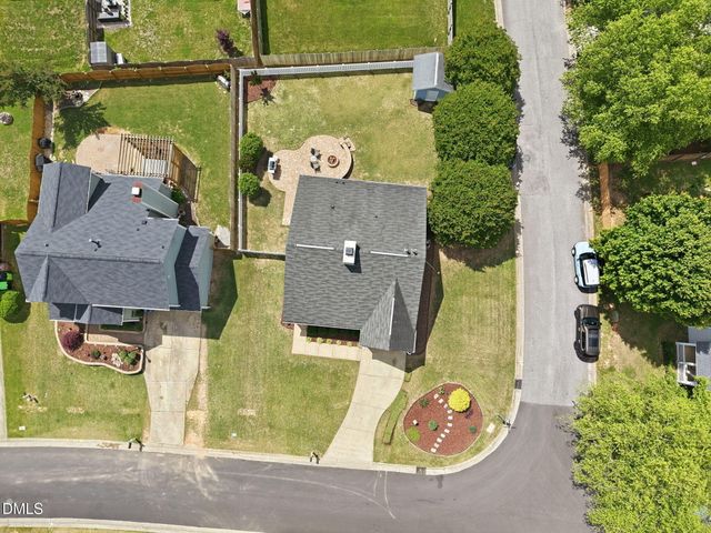 917 Starkland Way, Holly Springs, NC 27540