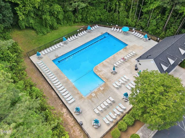917 Starkland Way, Holly Springs, NC 27540
