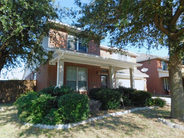 316 Hummingbird Drive, Little Elm, TX 75068