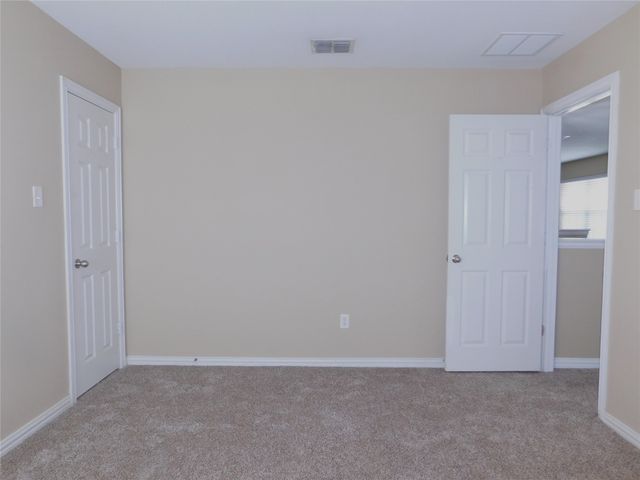 316 Hummingbird Drive, Little Elm, TX 75068