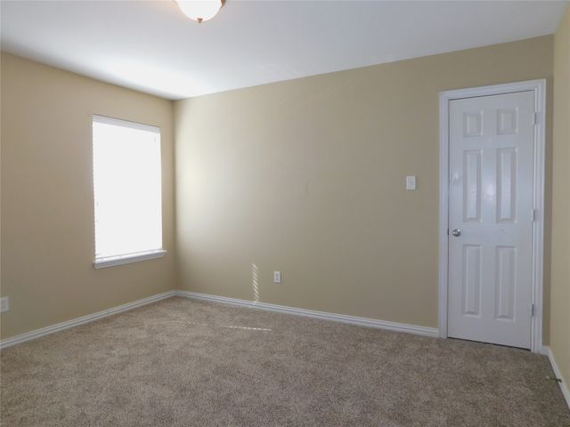 316 Hummingbird Drive, Little Elm, TX 75068