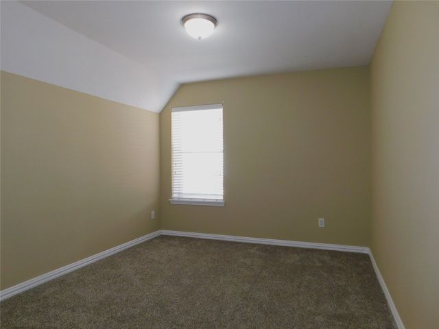 316 Hummingbird Drive, Little Elm, TX 75068