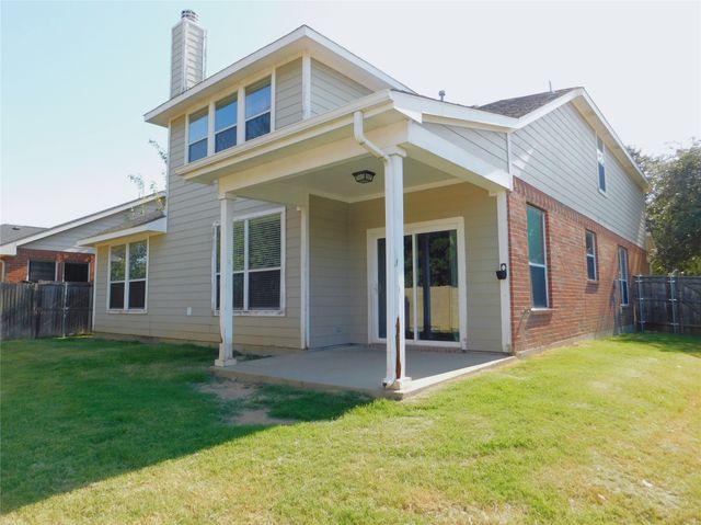 316 Hummingbird Drive, Little Elm, TX 75068