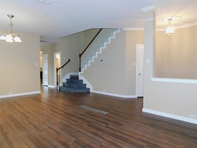 316 Hummingbird Drive, Little Elm, TX 75068