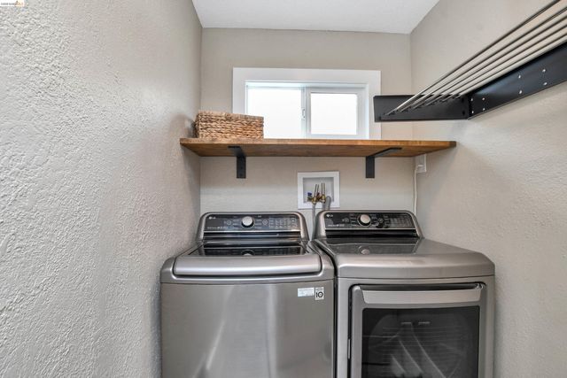 1432 Willow Lake Rd, Discovery Bay, CA 94505