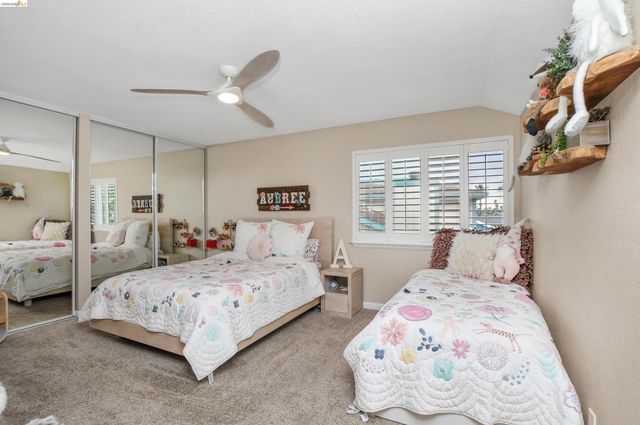 1432 Willow Lake Rd, Discovery Bay, CA 94505