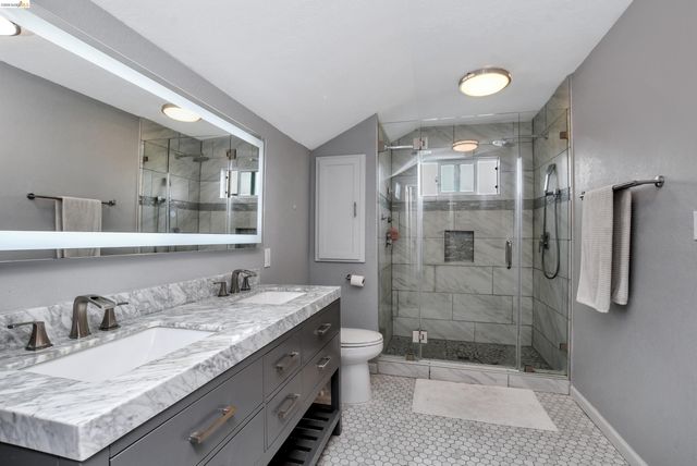 1432 Willow Lake Rd, Discovery Bay, CA 94505