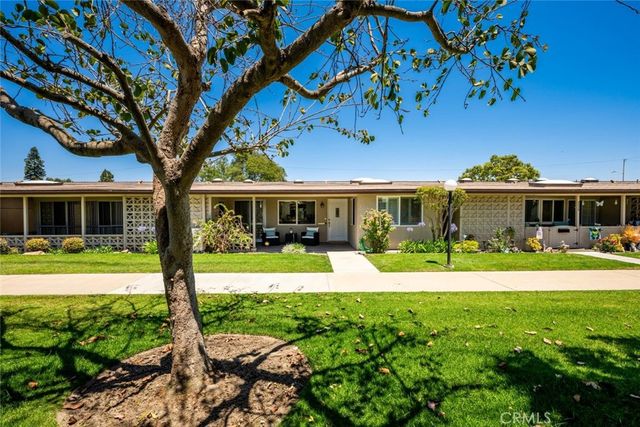 13381 El Dorado Drive 202C M8, Seal Beach, CA 90740
