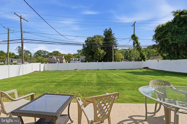 181 LOWER ORCHARD DR, Levittown, PA 19056