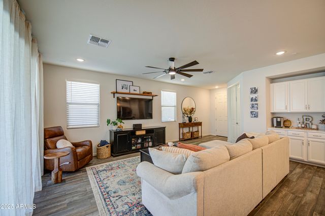 18742 W MONTEBELLO Avenue, Litchfield Park, AZ 85340