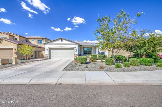 18742 W MONTEBELLO Avenue, Litchfield Park, AZ 85340