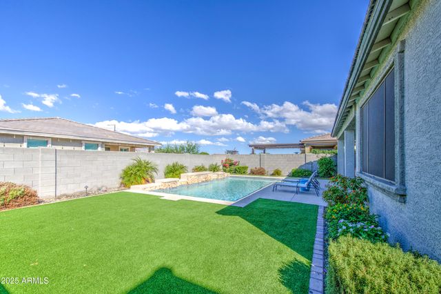 18742 W MONTEBELLO Avenue, Litchfield Park, AZ 85340