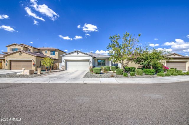 18742 W MONTEBELLO Avenue, Litchfield Park, AZ 85340