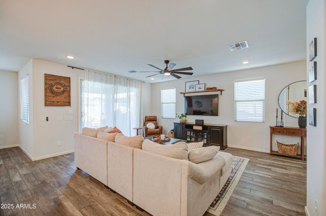 18742 W MONTEBELLO Avenue, Litchfield Park, AZ 85340