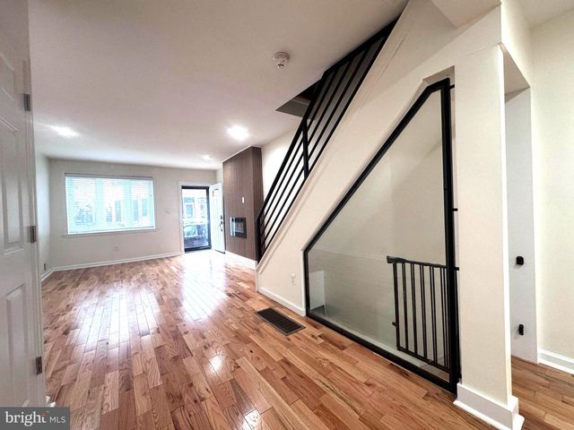 139 MIFFLIN ST, Philadelphia, PA 19148