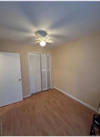 82-34 Langdale Street 142A, Floral Park, NY 11040