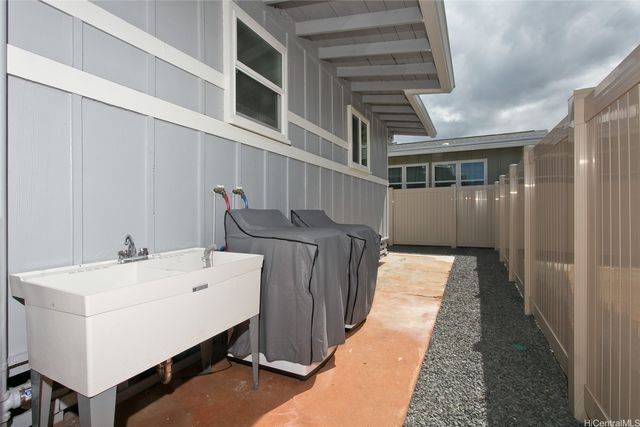 1227 Kaala Avenue, Wahiawa, HI 96786