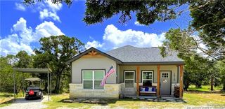 1910 Fuller Dr, Canyon Lake, TX 78133