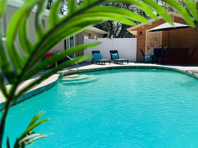 414 JOYCE AVENUE, Temple Terrace, FL 33617