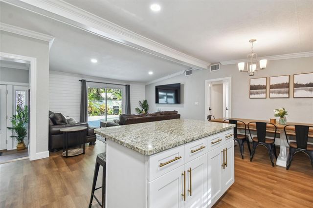 414 JOYCE AVENUE, Temple Terrace, FL 33617