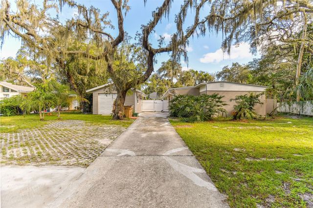414 JOYCE AVENUE, Temple Terrace, FL 33617
