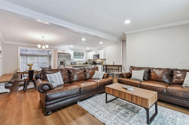 414 JOYCE AVENUE, Temple Terrace, FL 33617