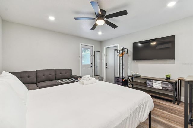 414 JOYCE AVENUE, Temple Terrace, FL 33617