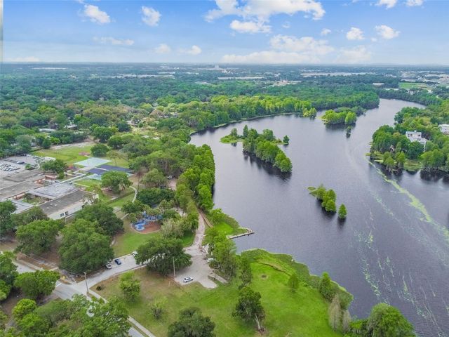 414 JOYCE AVENUE, Temple Terrace, FL 33617