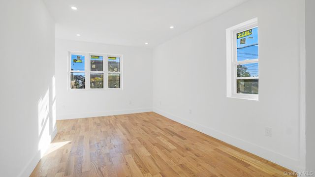 1011 E 221st Street, Bronx, NY 10469