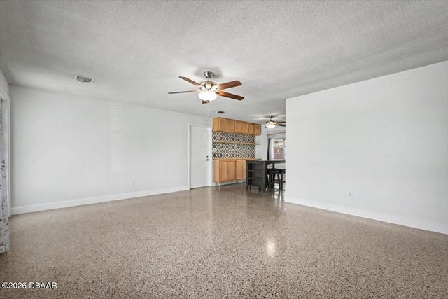 213 Lynnhurst Drive, Ormond Beach, FL 32176