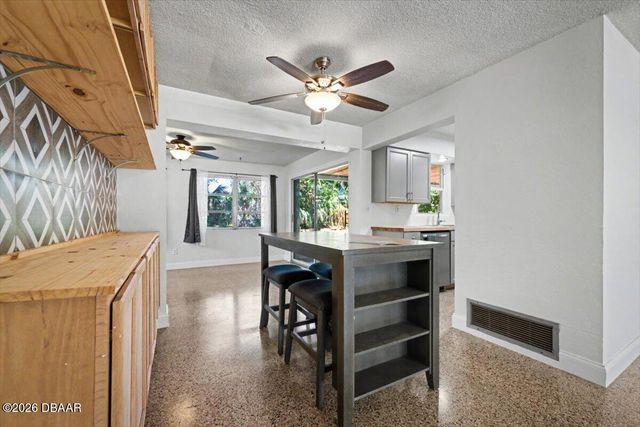 213 Lynnhurst Drive, Ormond Beach, FL 32176