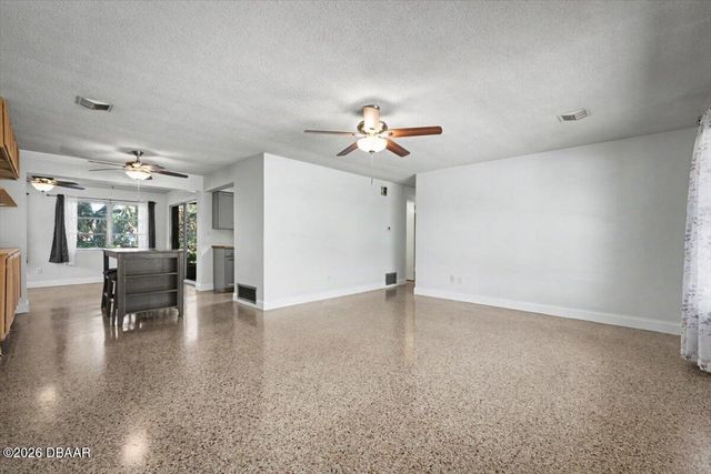 213 Lynnhurst Drive, Ormond Beach, FL 32176