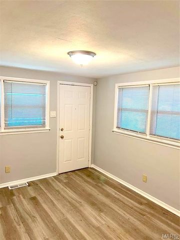 5419 College Avenue, Jennings, MO 63136