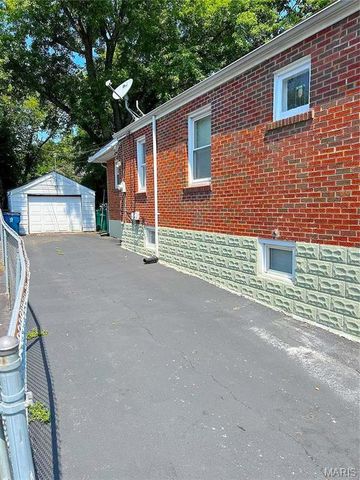 5419 College Avenue, Jennings, MO 63136