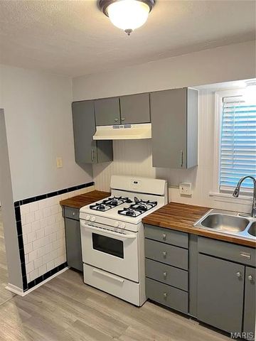 5419 College Avenue, Jennings, MO 63136