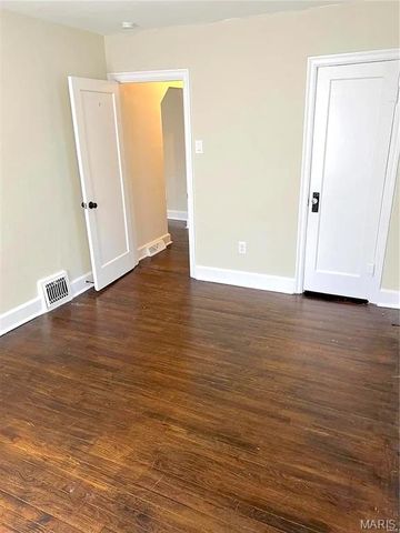 5419 College Avenue, Jennings, MO 63136
