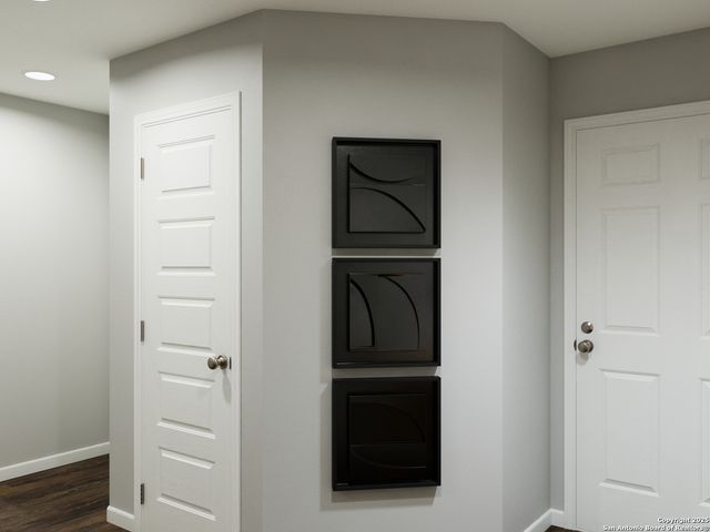 1221 Sweden, Seguin, TX 78155