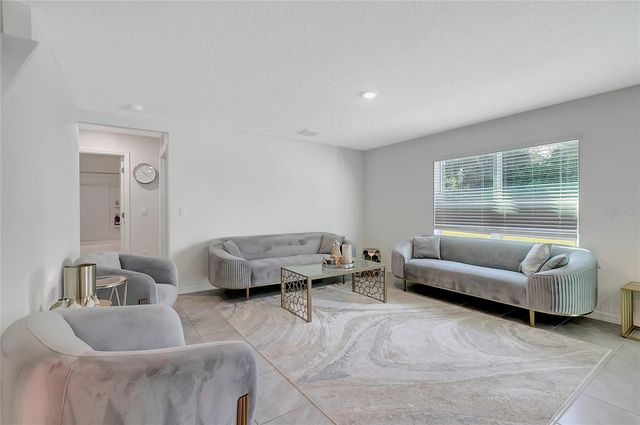 7737 ROSEWOOD GARDEN LOOP, Tampa, FL 33637