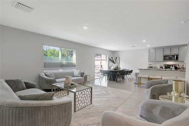 7737 ROSEWOOD GARDEN LOOP, Tampa, FL 33637