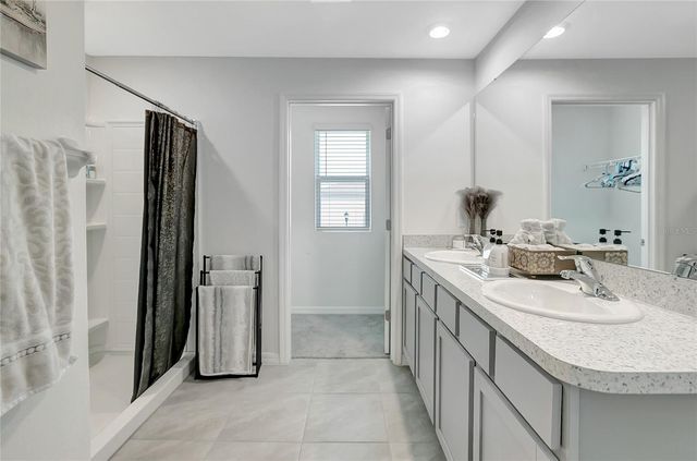 7737 ROSEWOOD GARDEN LOOP, Tampa, FL 33637