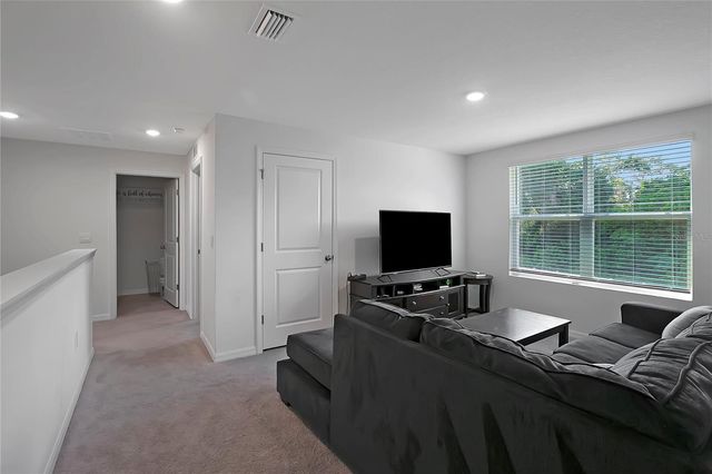 7737 ROSEWOOD GARDEN LOOP, Tampa, FL 33637