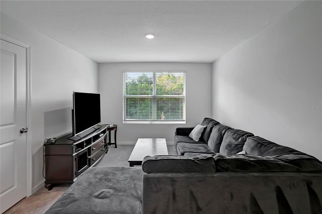 7737 ROSEWOOD GARDEN LOOP, Tampa, FL 33637