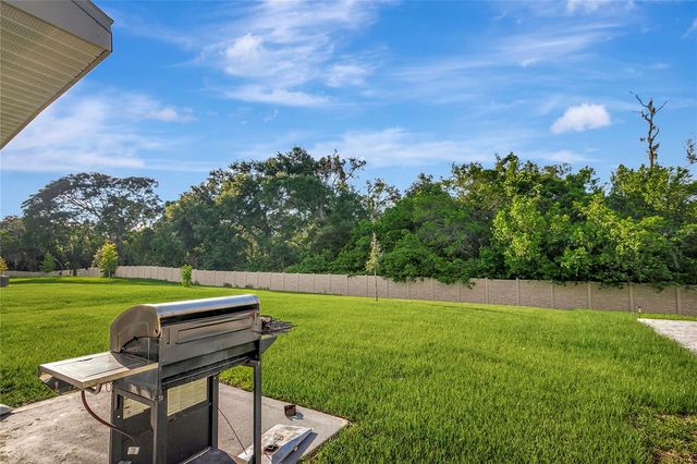 7737 ROSEWOOD GARDEN LOOP, Tampa, FL 33637