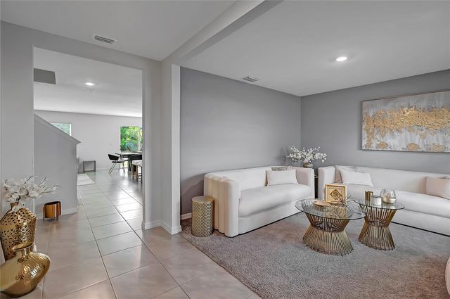 7737 ROSEWOOD GARDEN LOOP, Tampa, FL 33637