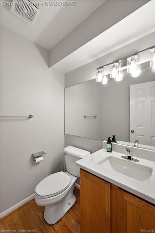 3210 Davenport Lane, Rochester Hills, MI 48309