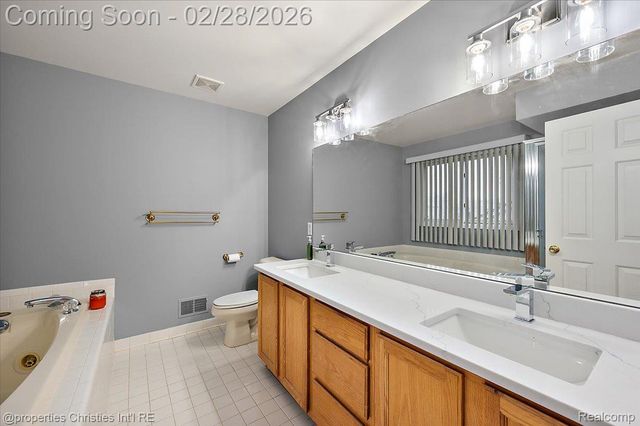 3210 Davenport Lane, Rochester Hills, MI 48309