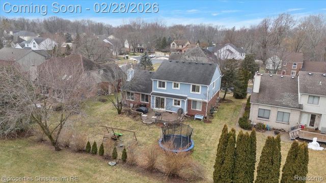 3210 Davenport Lane, Rochester Hills, MI 48309