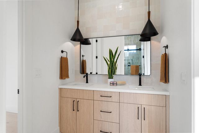 913 Rustic Elm Ct, Rocklin, CA 95765