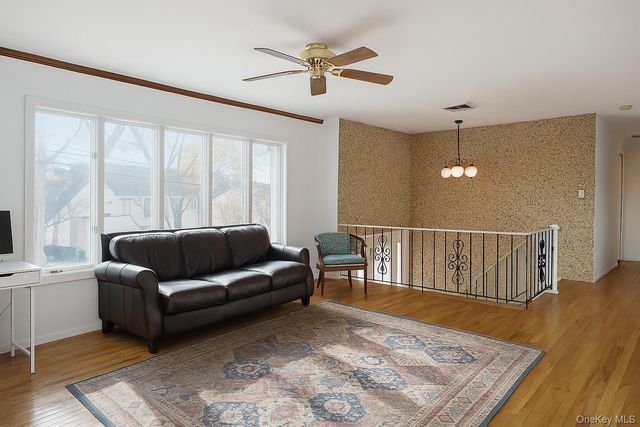 175 Hamilton Avenue, Island Park, NY 11558